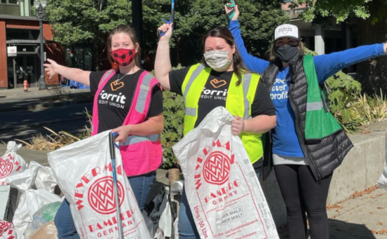 SOLVE Volunteers Clean up 51,000 Pounds of Trash in Downtown Portland